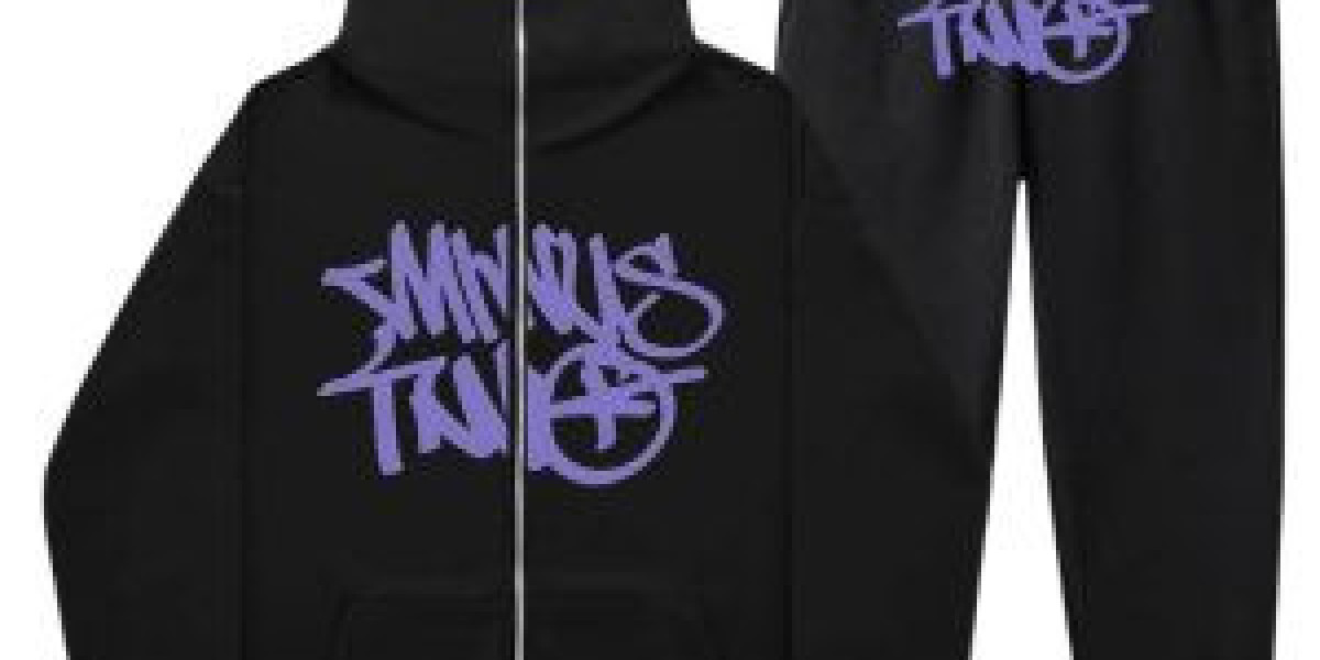 Minus Two Cargo Outfits That Stay Winning