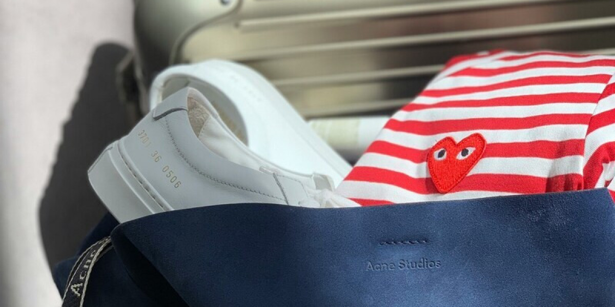 Comme des Garçons: A Symbol of Creative Fashion Freedom