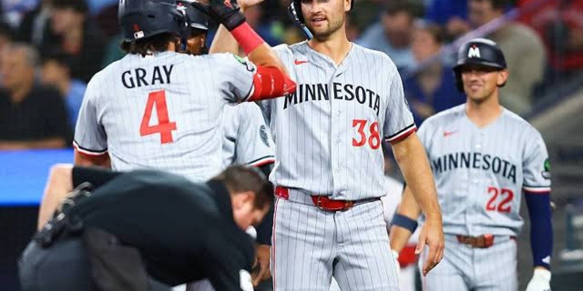 Marlins Land Cost-effective Veteran Arm