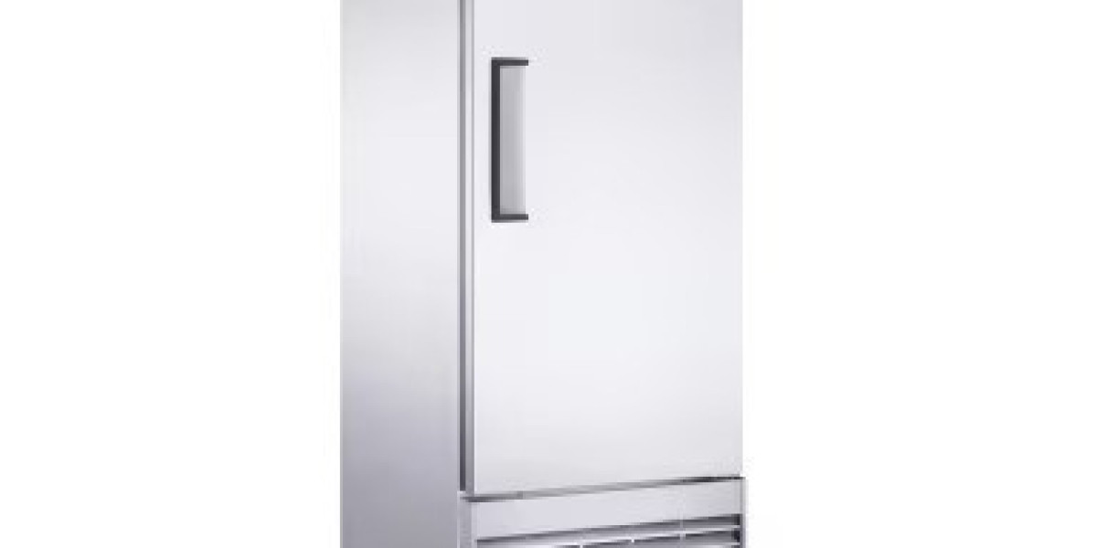 Reach-In Refrigerators Explained: Choosing the Best Storage Solution for Your Commercial Kitchen