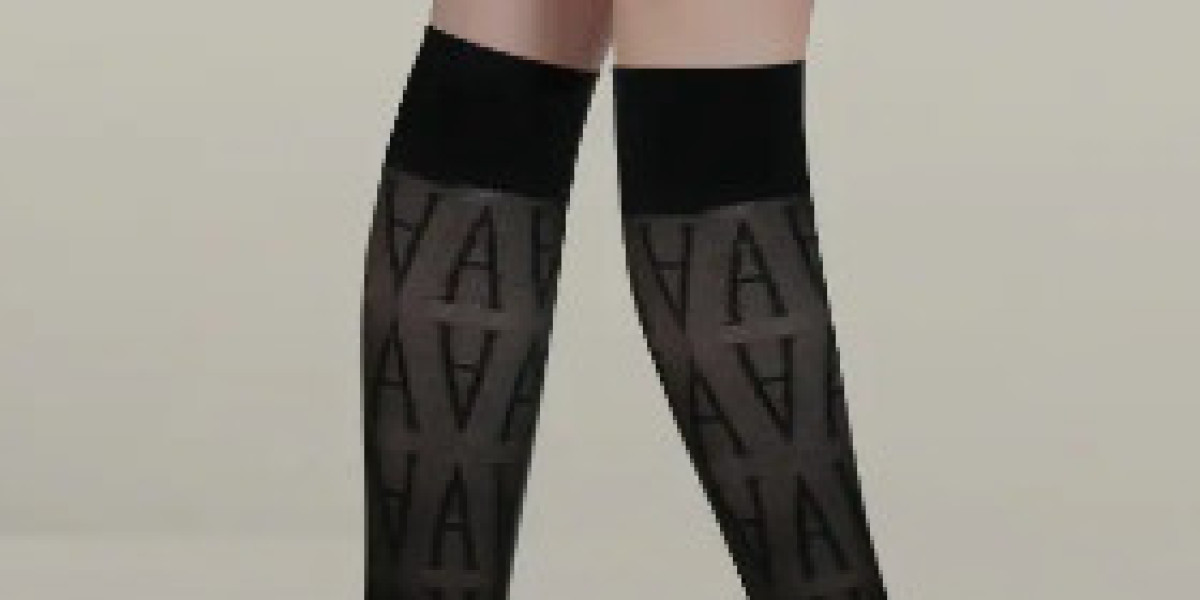 How Do Jacquard Lace Hold-Ups Feel Comfortable?