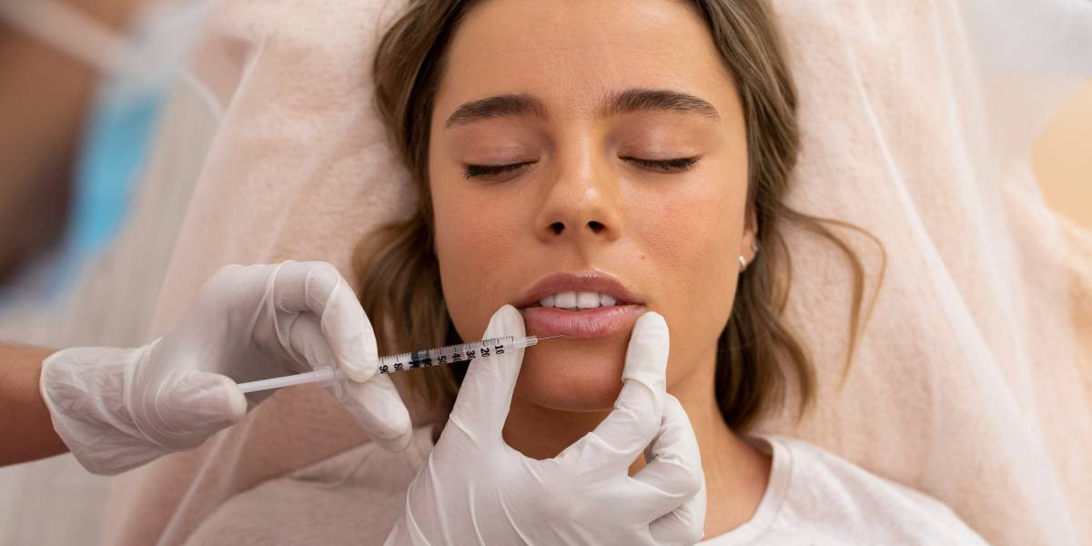 What Should You Know About Lip Injections Toronto Before Treatment?