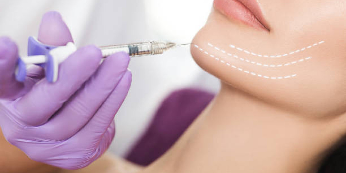 Mini Facelift vs. Traditional Facelift: Which Is Better in Riyadh?
