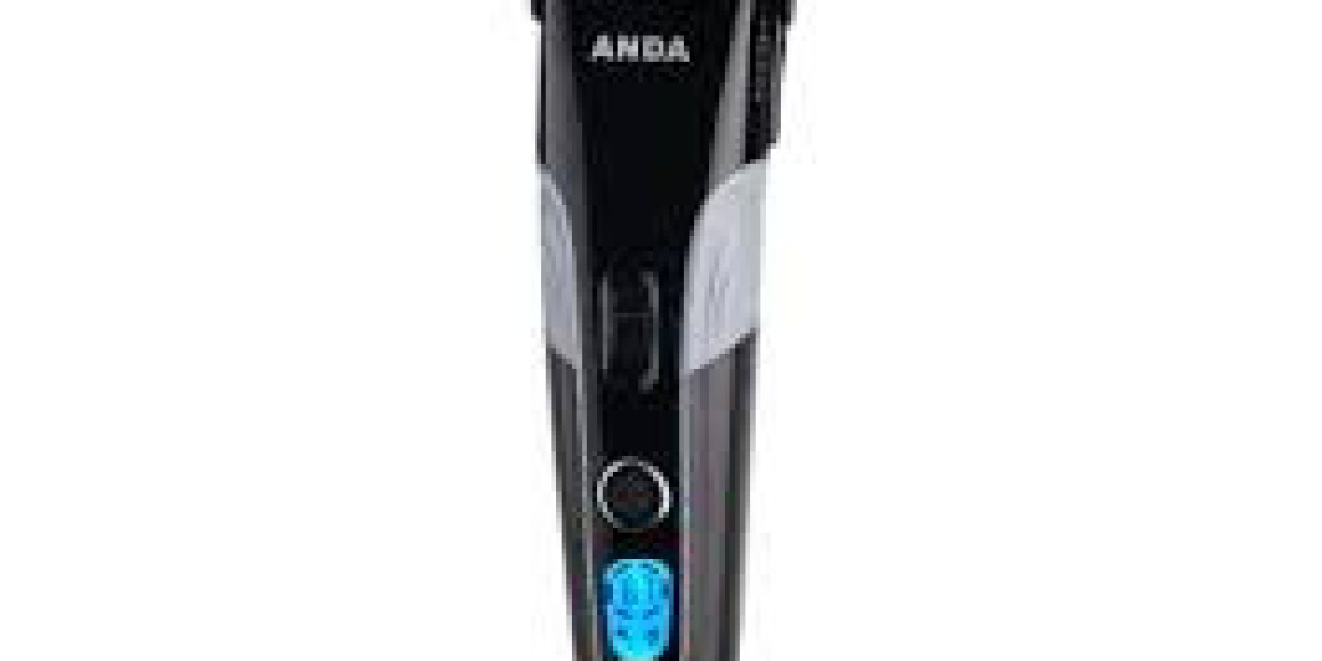 AndaElectric Tests the Wet/Dry Functionality of the Modern LCD Hair Clipper