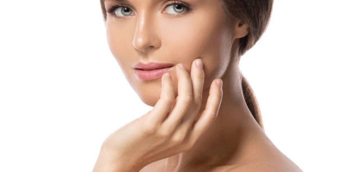 Medical Conditions That May Affect Facelift Surgery Candidacy