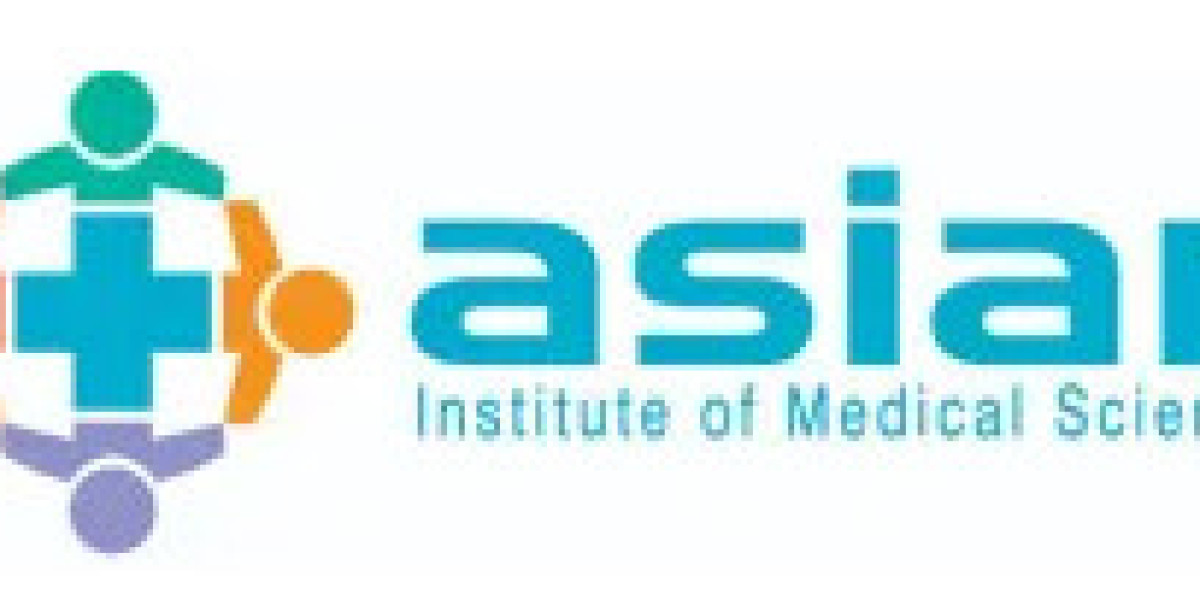 What Should Patients Consider When Choosing a Neurology Hospital in India?
